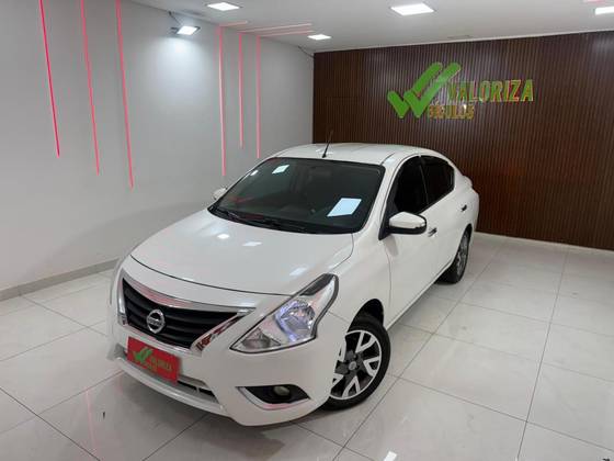NISSAN VERSA 1.6 16V FLEXSTART SL 4P XTRONIC NISSAN VERSA 1.6 16V FLEXSTART SL 4P XTRONIC